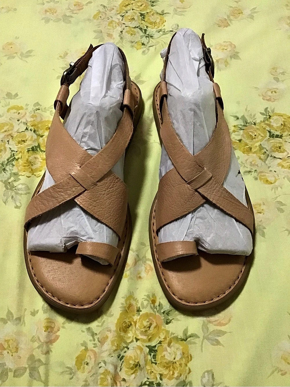 Born B200194Q Leather Strappy Sandals in Brown US 10M Like New